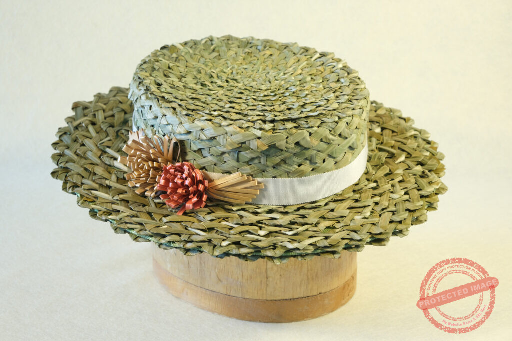 Iris Hat by Tracey Lawko